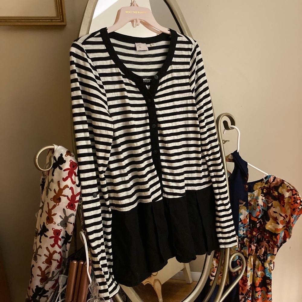 Anthropologie top in size large